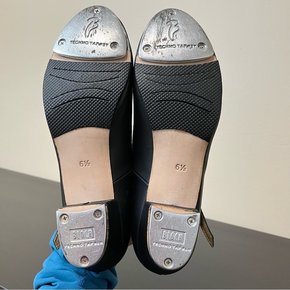 Bloch Show-Tapper Tap Shoe - SO323L - Cuban Heel Leather Tap Shoe - Picture 9 of 13